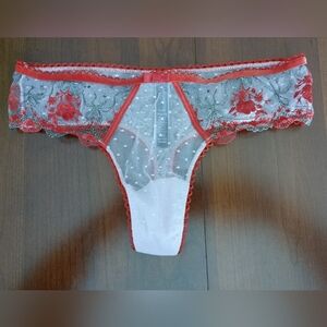 Victorias Secret Elegant Red embroidery illusion Lace Thong US Small (352)